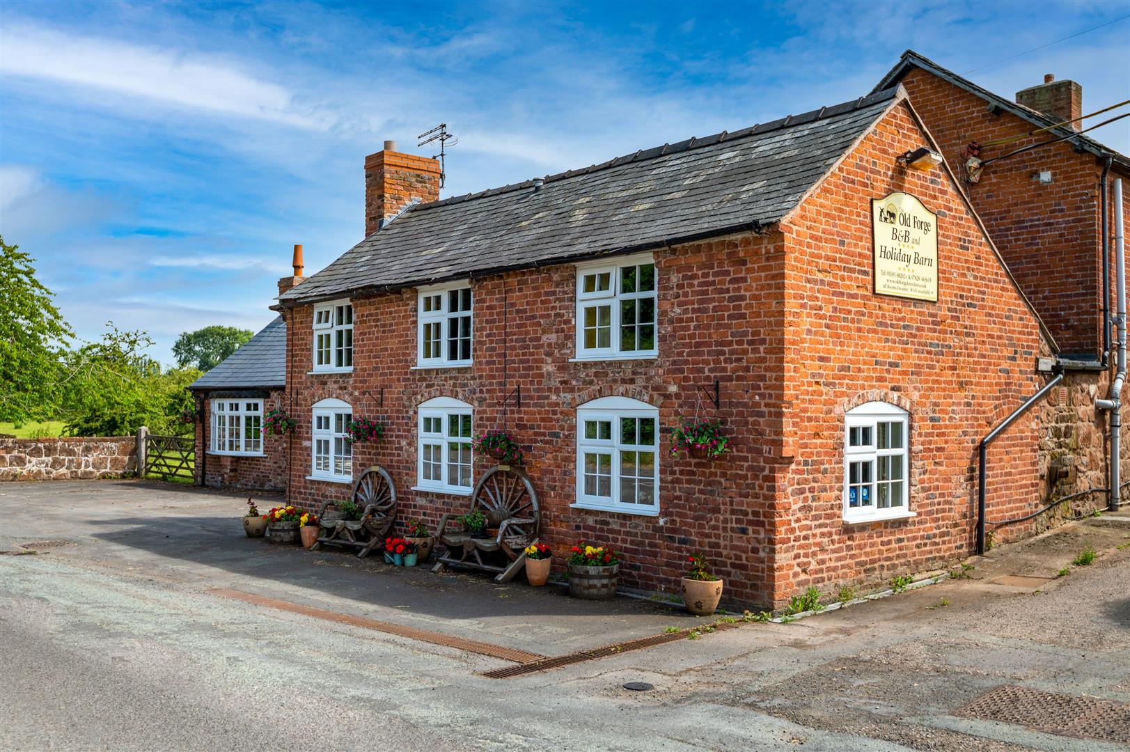 The Old Forge Knockin, Oswestry, SY10 8HQ For Sale